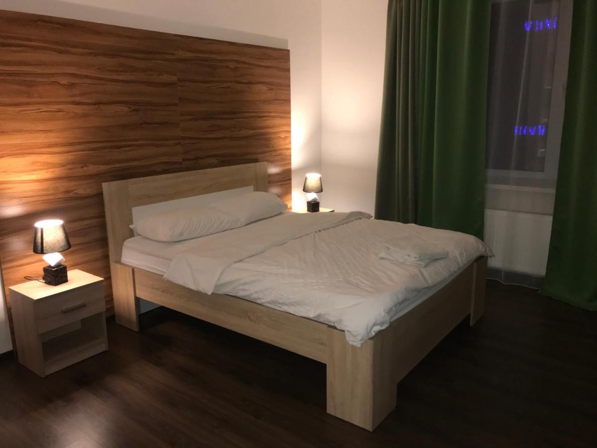 Naberezhna 10, Central Lutsk Apartment Екстериор снимка